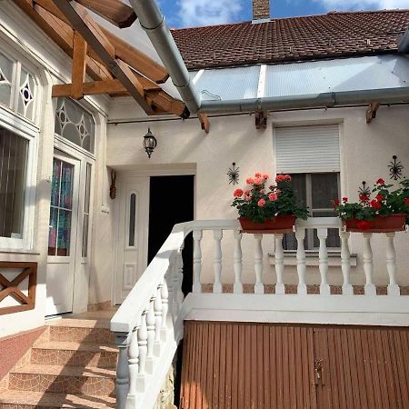 Edit Villa Balatonfured Exterior photo